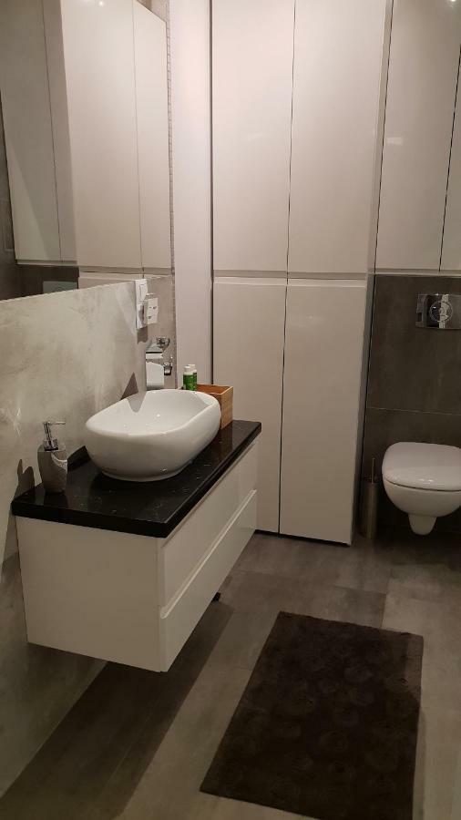 Apartament Nad Odra Z Tarasem Wrocław Buitenkant foto